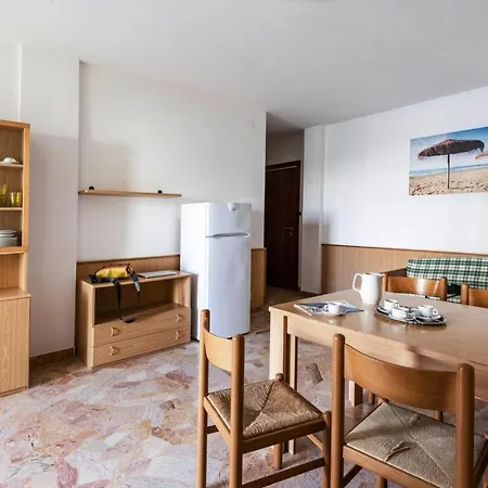 Apartments Aurora A B, Bibione Exterior photo